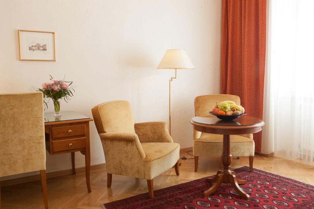 Hotel Kaiserin Elisabeth Vienna Room photo